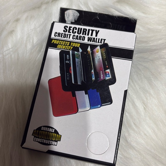 $1 bundle- New! Black Security Credit Card Wallet DURABLE
ALUMINUM CONSTRUCTION - Picture 1 of 2